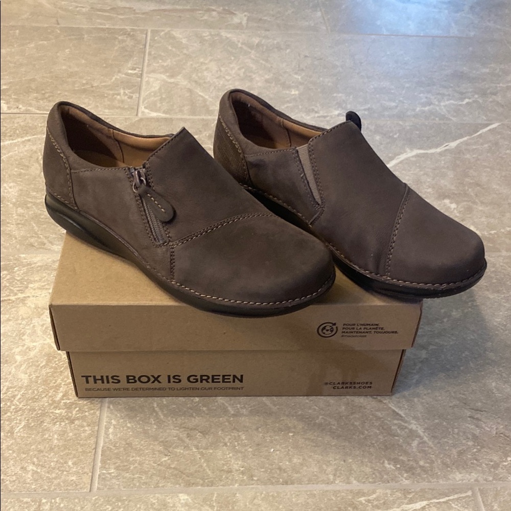 Clark’s Appley Zip shoes